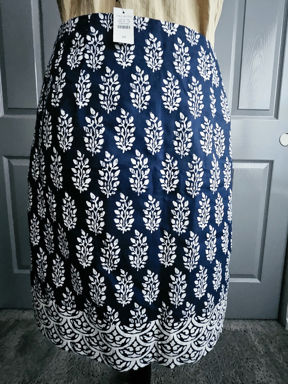 Talbots Navy and White Printed Pencil Skirt
